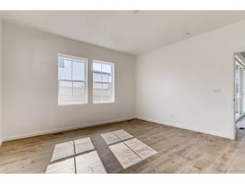 27883 E 8th Ave, Aurora, CO 80018 photo 9
