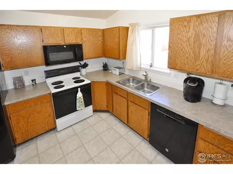 1504 27th St, Greeley, CO 80631 photo 9