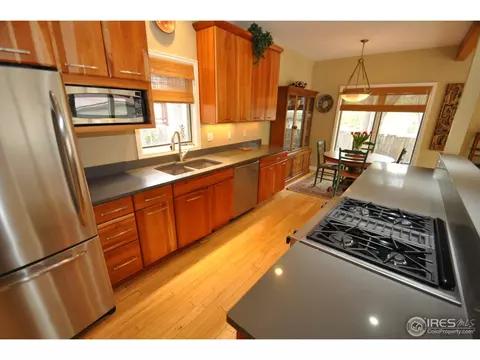 2432 Bluff St, Boulder, CO 80304 photo 4