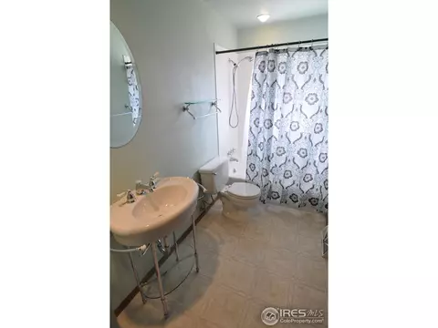329 45th Ave, Greeley, CO 80634 photo 5