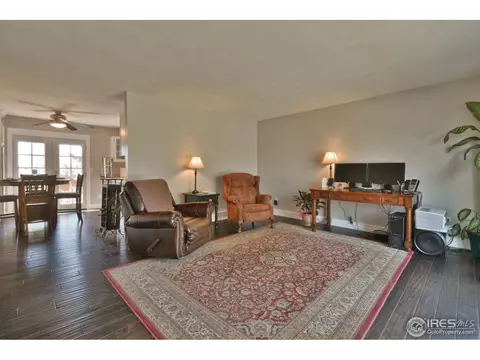 907 Harrison Dr, Lafayette, CO 80026 photo 3