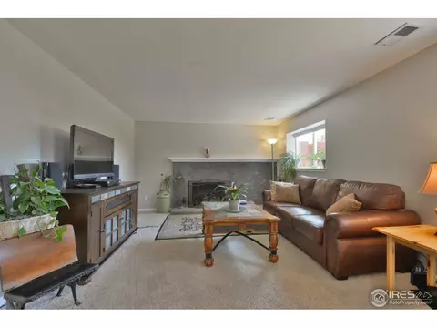 907 Harrison Dr, Lafayette, CO 80026 photo 9