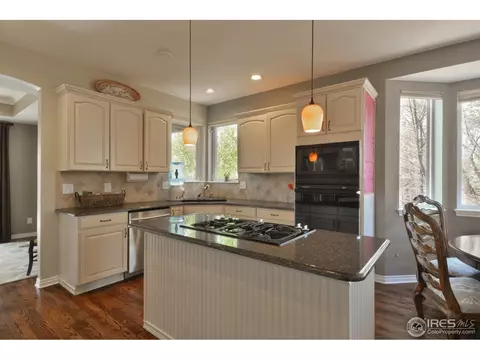5381 Oak Tree Ct, Boulder, CO 80301 photo 8