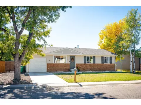 427 S Lima Cir, Aurora, CO 80012