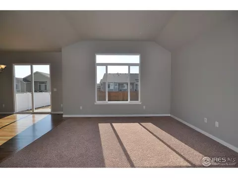 207 Dee Rd, Johnstown, CO 80534 photo 2