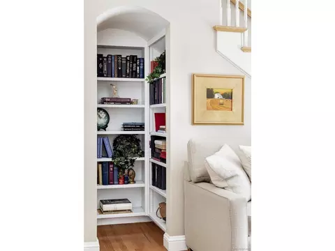 950 S Elizabeth St, Denver, CO 80209