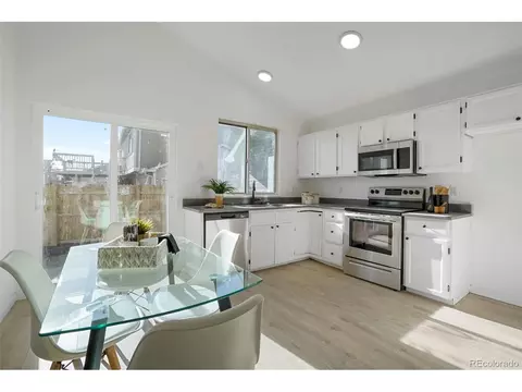 4826 Carson St, Denver, CO 80239 photo 8