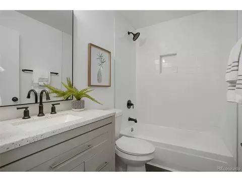 4826 Carson St, Denver, CO 80239 photo 13