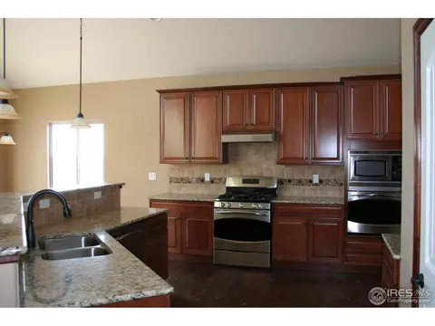 3421 Celestial Dr, Berthoud, CO 80513 photo 3