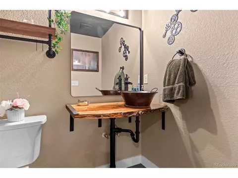 Bath - 10039 Buttesfield St, Firestone, CO 80504 photo 6 of 7