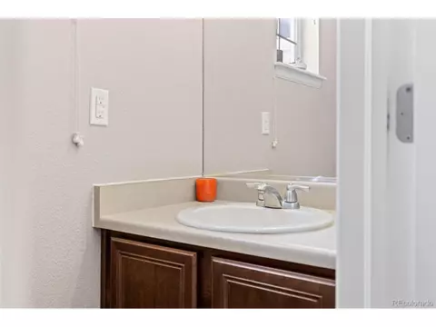 Bath - 10039 Buttesfield St, Firestone, CO 80504 photo 1 of 7