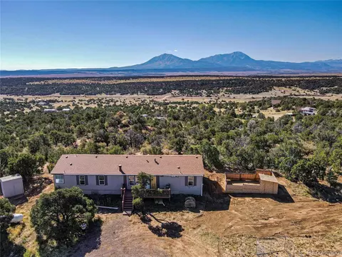 142 Seneca Circle Cir, Walsenburg, CO 81089