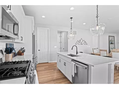 22033 E Stanford Dr, Aurora, CO 80015 photo 12