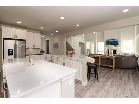 25596 E Alder Dr, Aurora, CO 80016 photo 3