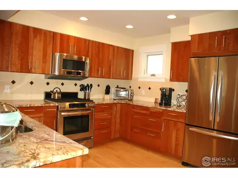 500 Pearl St #B, Boulder, CO 80302 photo 3