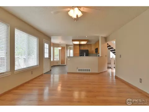 16427 E Hialeah Dr, Centennial, CO 80015 photo 13