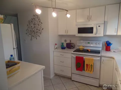 11196 E Linvale Dr, Aurora, CO 80014 photo 3