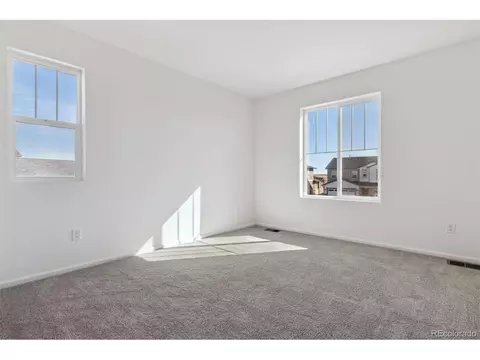 27555 E Byers Pl, Aurora, CO 80018 photo 19