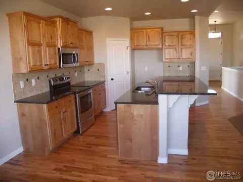 11305 Charles St, Longmont, CO 80504 photo 8