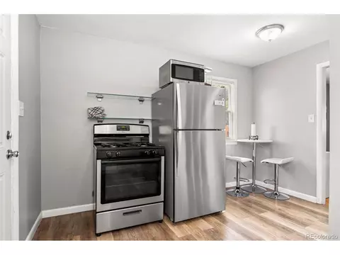 930 Macon St, Aurora, CO 80010 photo 11