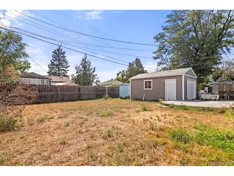 930 Macon St, Aurora, CO 80010 photo 20