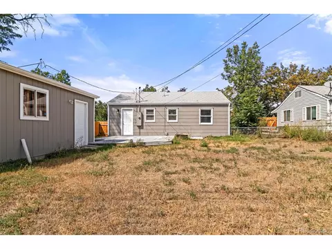 930 Macon St, Aurora, CO 80010 photo 23