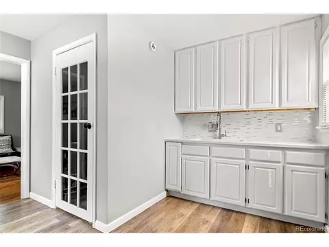 930 Macon St, Aurora, CO 80010 photo 12