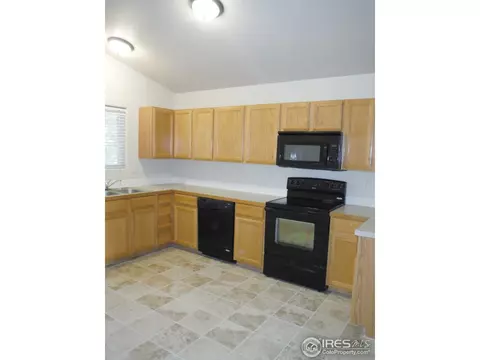 3022 39th Ave, Evans, CO 80620 photo 5