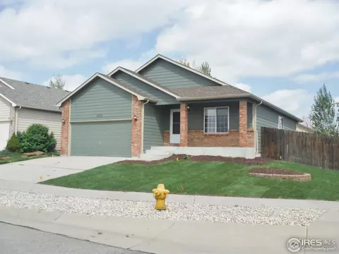 3022 39th Ave, Evans, CO 80620 photo 2