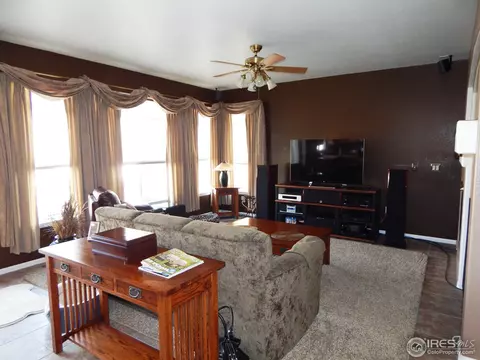 10153 Sandy Ridge Ct, Firestone, CO 80504 photo 2