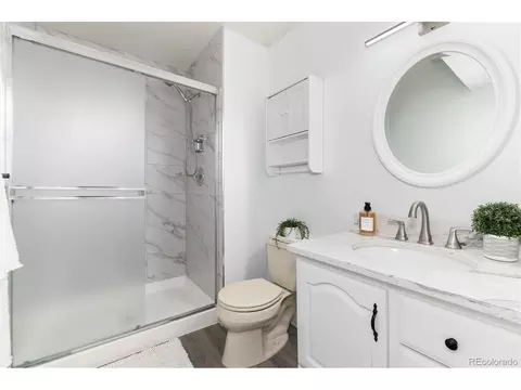 Bath - 7350 Jay St, Arvada, CO 80003 photo 4 of 4