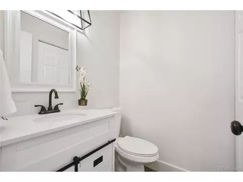 15787 E 13th Pl, Aurora, CO 80011 photo 4