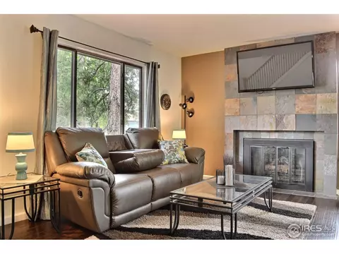 912 50th Ave, Greeley, CO 80634 photo 2