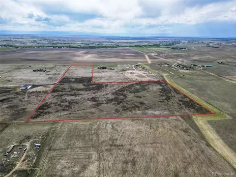 638 S Manila Rd, Bennett, CO 80102 photo 2
