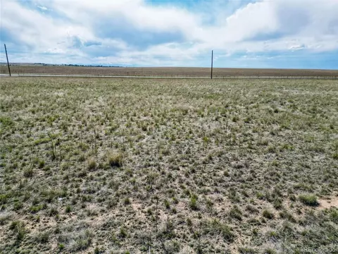 638 S Manila Rd, Bennett, CO 80102 photo 21