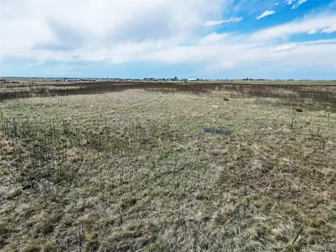 638 S Manila Rd, Bennett, CO 80102 photo 17