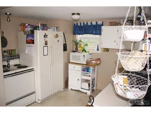 409 Gunn Ave, Berthoud, CO 80513 photo 5