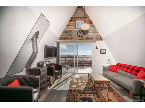 331 Frenchman Rd, Jefferson, CO 80456