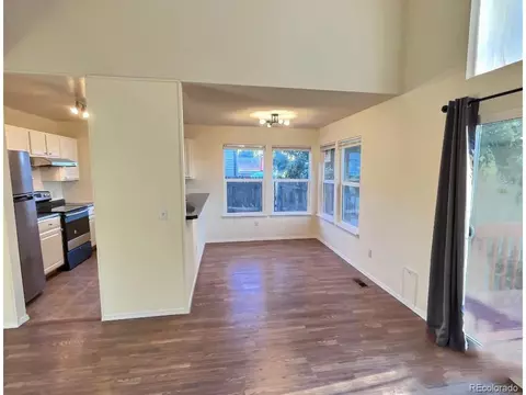 63 Macon St, Aurora, CO 80010 photo 8
