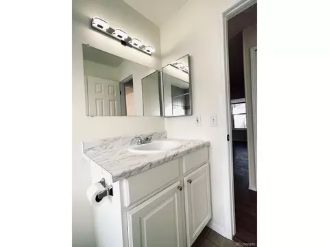 63 Macon St, Aurora, CO 80010 photo 18