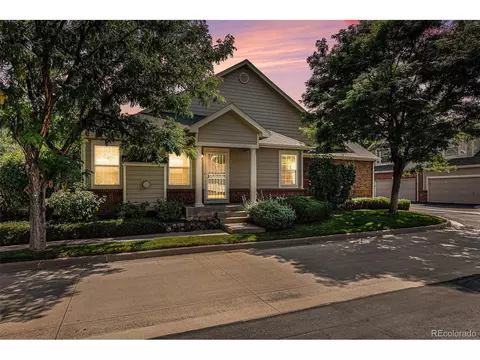 2242 S Troy Way, Aurora, CO 80014