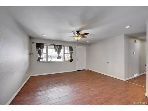 660 Jasper St, Aurora, CO 80011 photo 6
