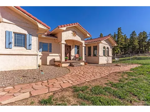 8760 Ridge Rd, Beulah, CO 81023