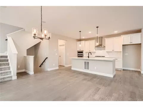 9964 E 63rd Pl, Denver, CO 80238 photo 6