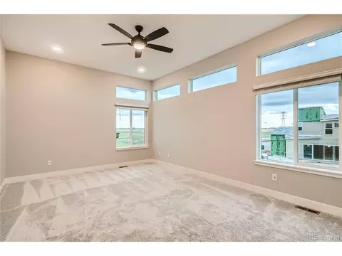 9964 E 63rd Pl, Denver, CO 80238 photo 11