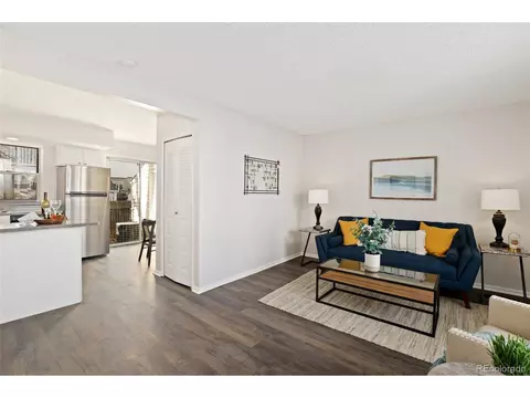 17224 E Ford Dr, Aurora, CO 80017 photo 2