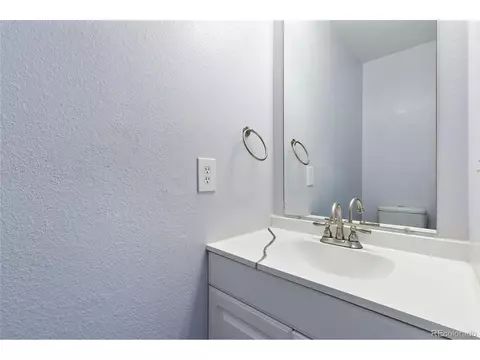 1663 S Blackhawk Way #A, Aurora, CO 80012 photo 9