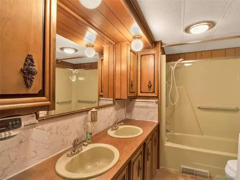 3250 E 84th Dr, Thornton, CO 80229 photo 11