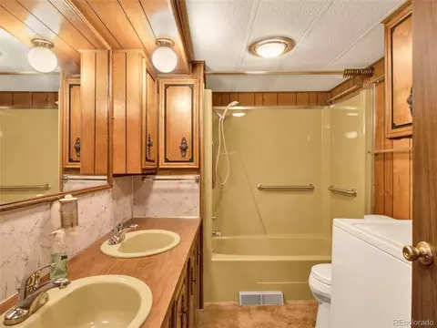 3250 E 84th Dr, Thornton, CO 80229 photo 12