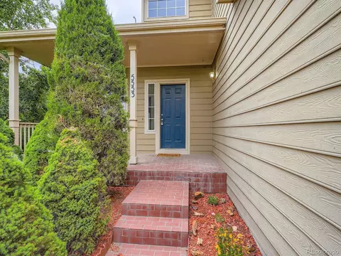 5553 Jasper St, Denver, CO 80239 photo 2